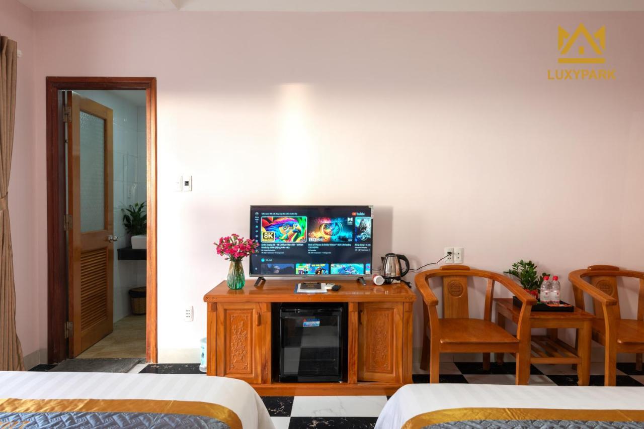 Luxy Park Hotel - Phu Quoc Centre Exterior photo