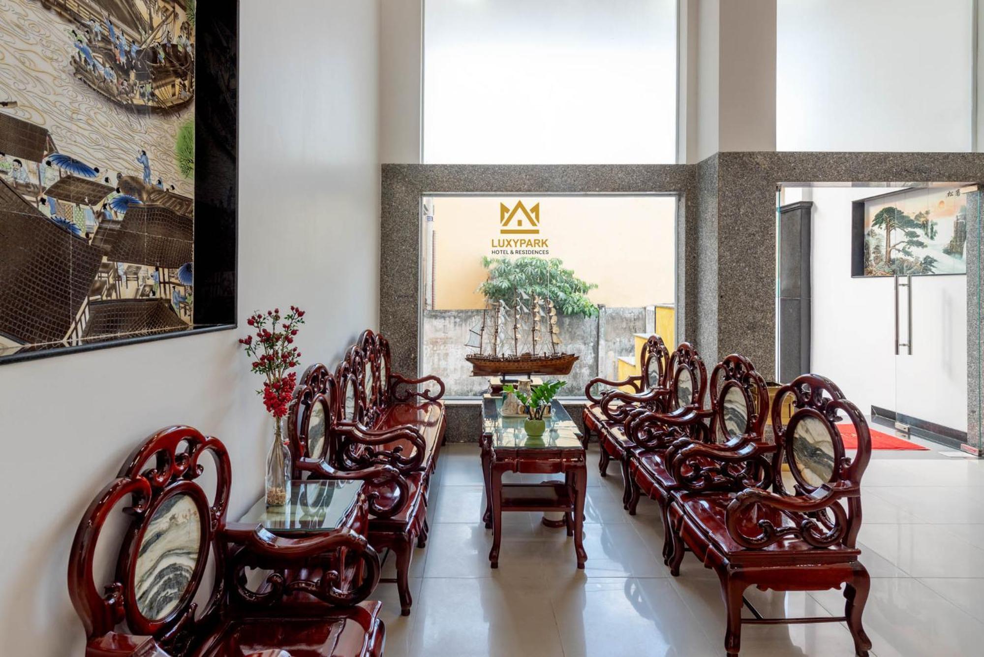 Luxy Park Hotel - Phu Quoc Centre Exterior photo
