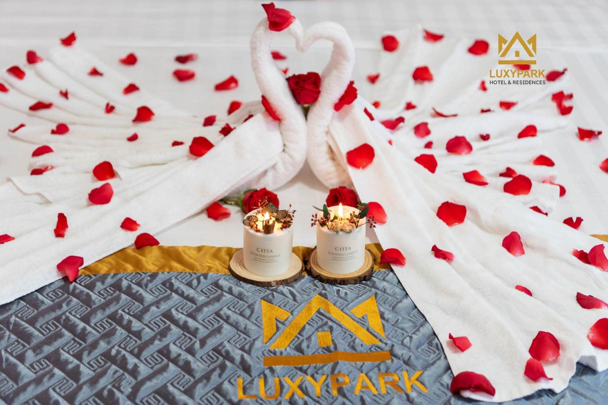 Luxy Park Hotel - Phu Quoc Centre Exterior photo