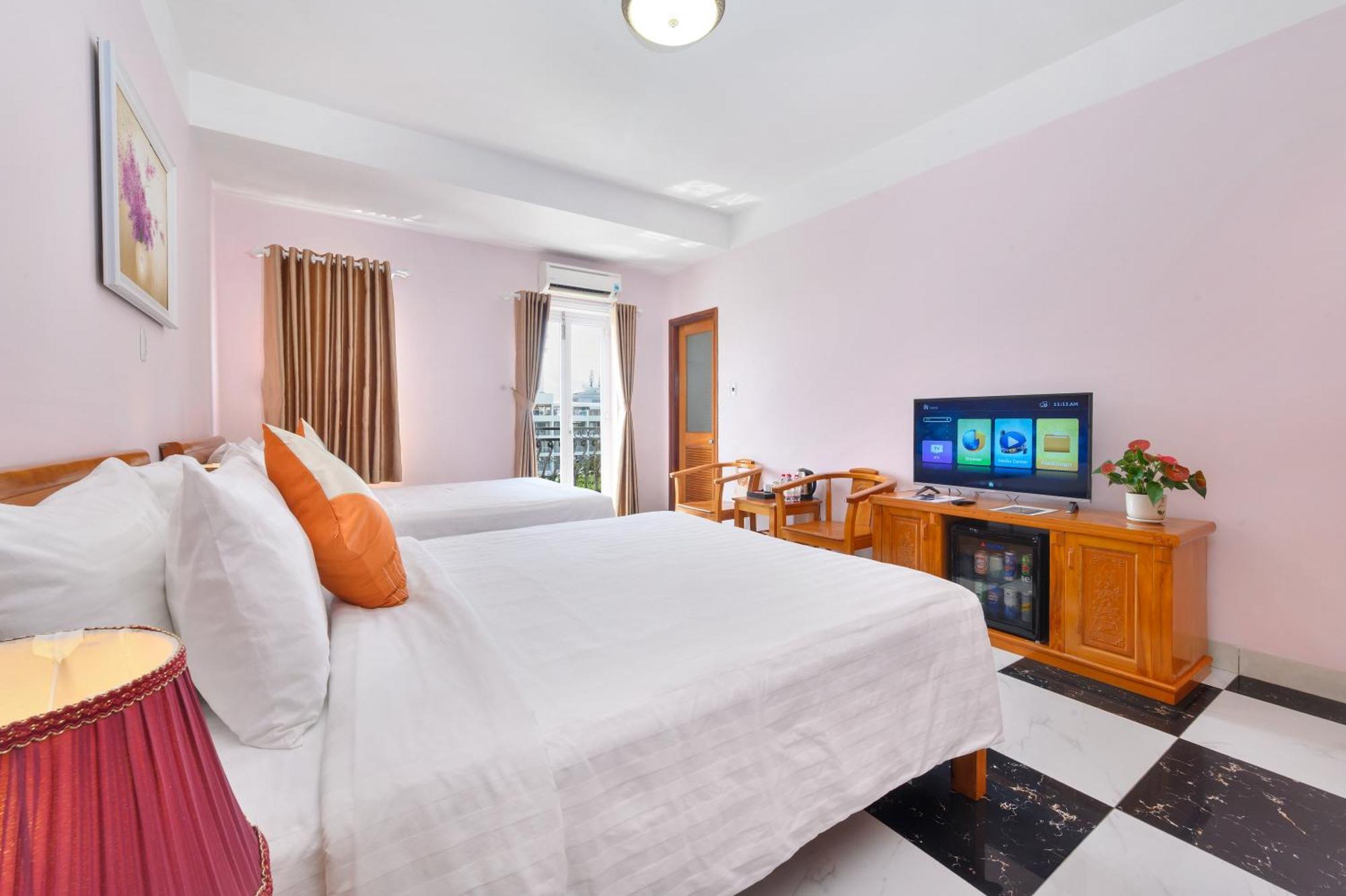 Luxy Park Hotel - Phu Quoc Centre Exterior photo